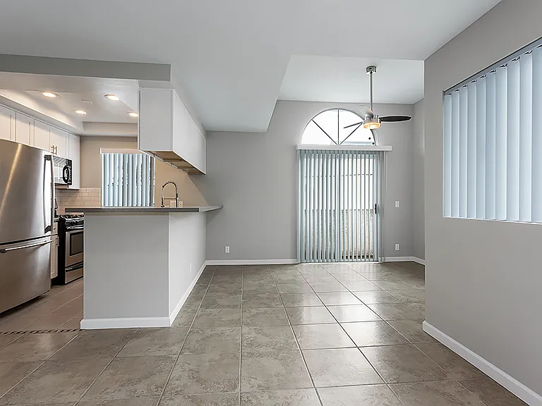 1216 S Corning St — Photo 61