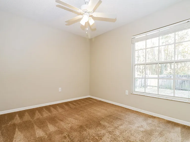 7249 Captiva Cir — Photo 13