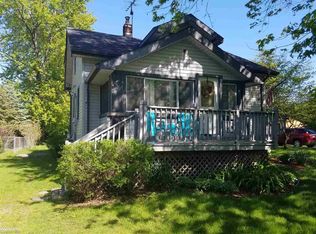 31530 York St #6, Emmett, MI 48022