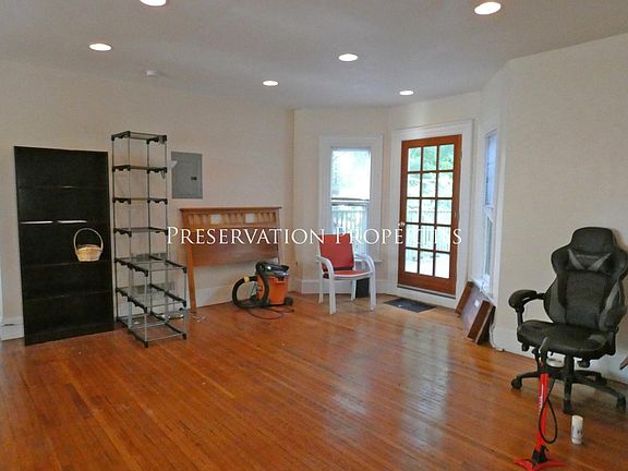 3rd image of 397 Newtonville Ave #2