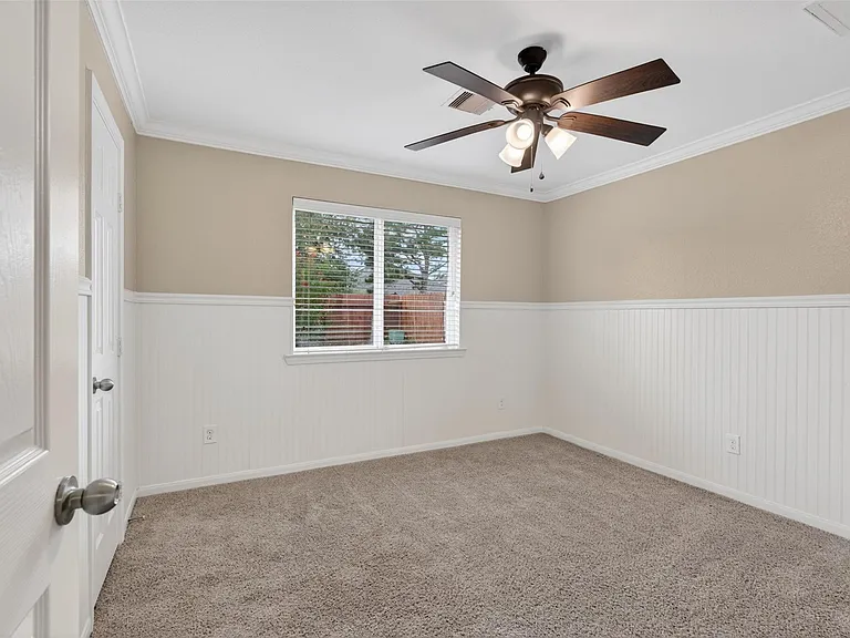 10103 Sweet Willow Ln — Photo 28