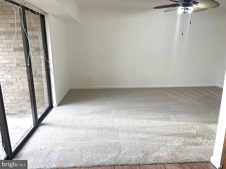 2323 Freetown Ct #2B — Photo 8