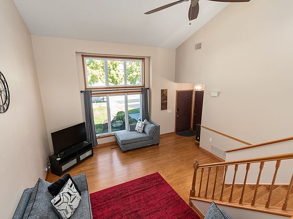 5th image of 2713 Zurich Ln