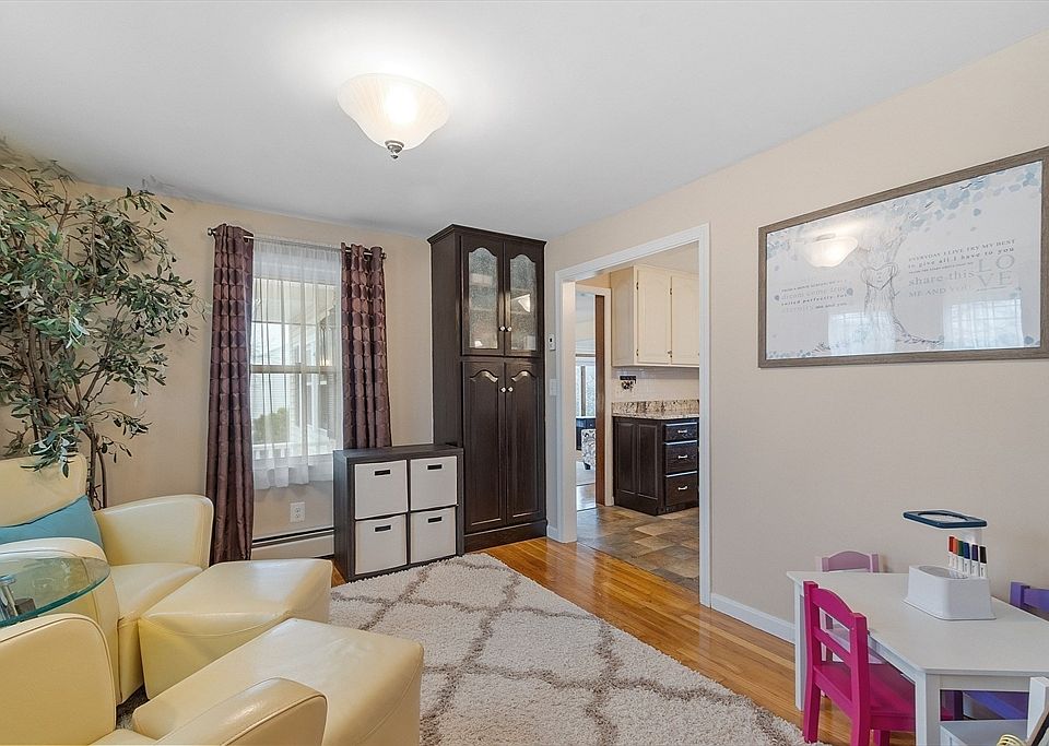 140 Oak St, Methuen, MA 01844 Zillow
