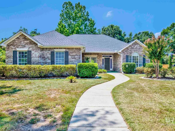 174 Hawthorne Cir, Fairhope, AL 36532