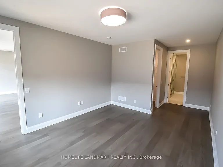 8974 Willoughby Dr #23 — Photo 12