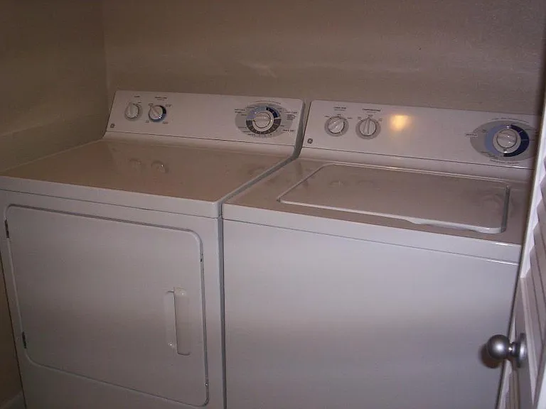501 Hungerford Dr #268 — Photo 9