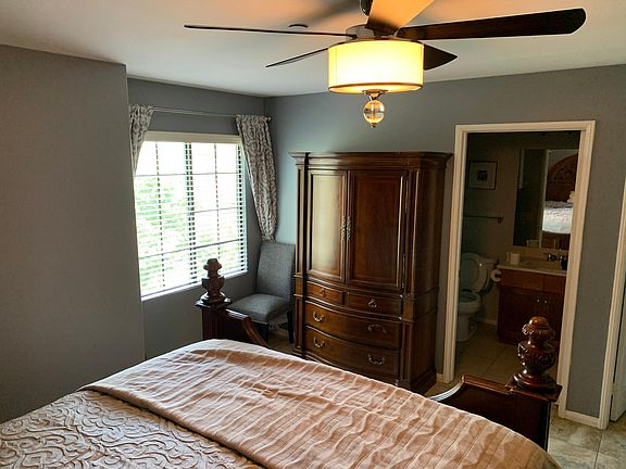 5th image of 1075 N Maclay Ave Unit 36