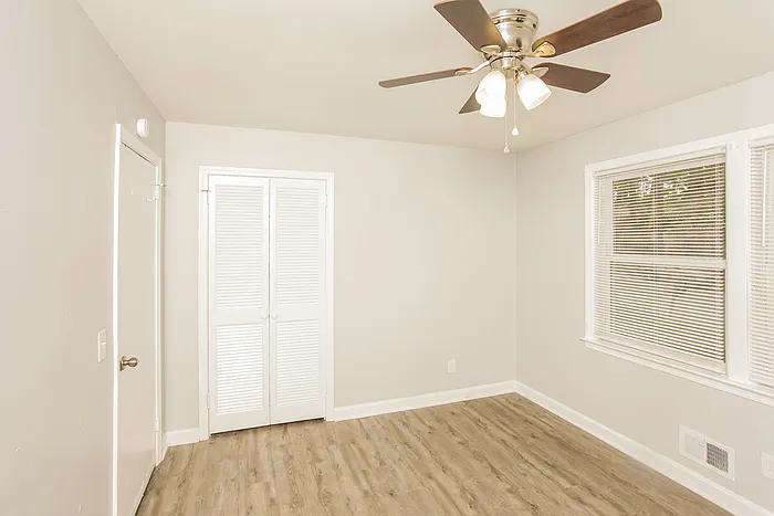 448 Pitney Rd — Photo 7