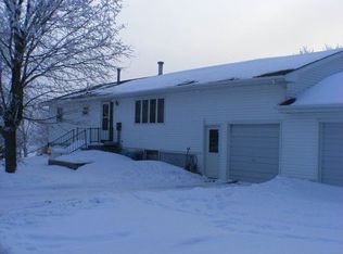 315 Prairie St, Strawberry Point, IA 52076