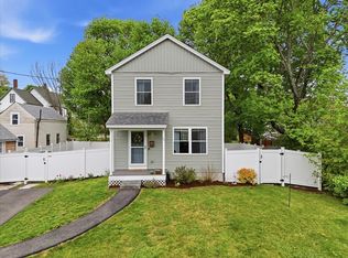 60 Pine St, Rochester, NH 03867