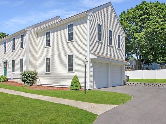 2nd image of 61 Wentworth Ave