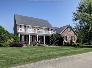 3015 Cliffside Rd, Hurricane, WV 25526
