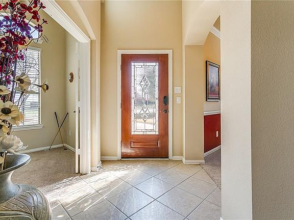 4th image of 12877 Outlook Ave