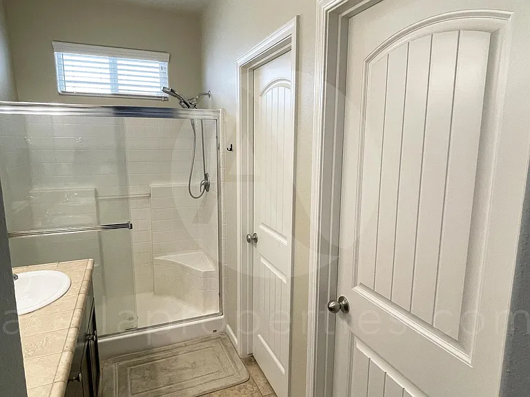 619 Portola St — Photo 7