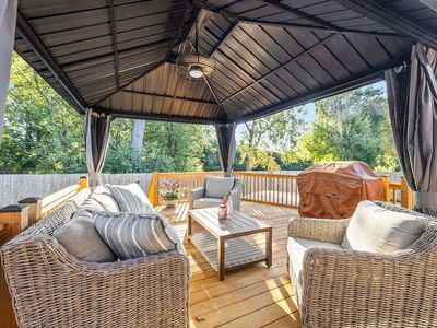 325 Bluff Dr, Lowell, AR, 72745