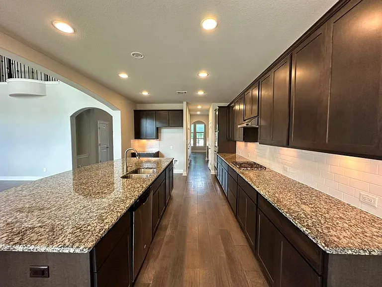 3004 Desert Shade Bnd — Photo 9