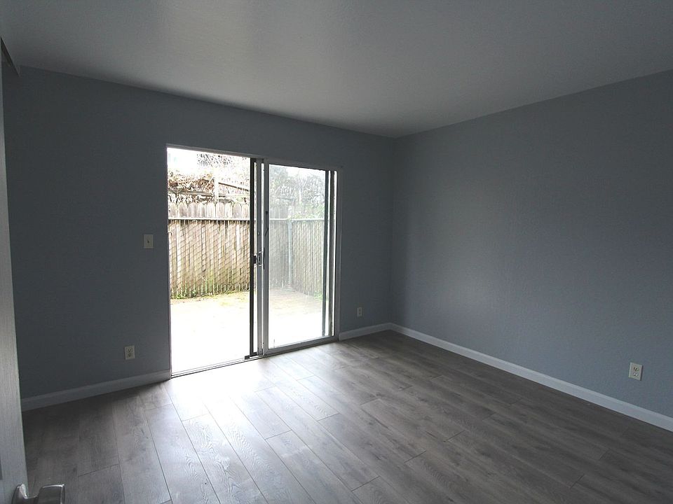 1st image of 4040 Quigley St APT 5