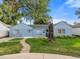 19076 E Thirteen Mile Rd, Roseville, MI 48066