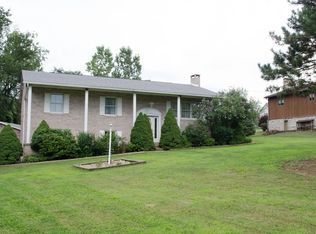 443 Duck Hollow Rd, Uniontown, PA 15401