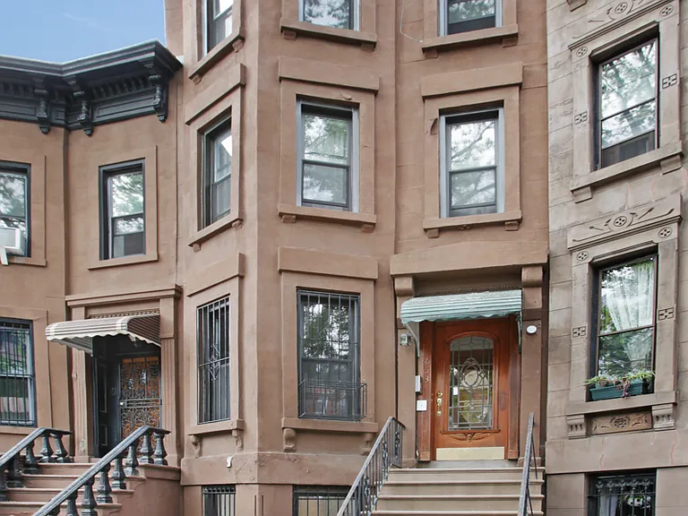 653 De Graw St #2 — Photo 4