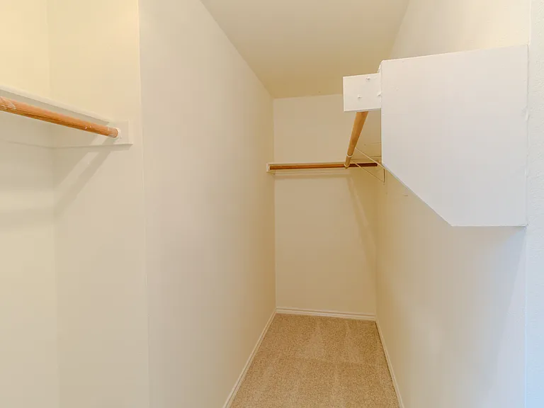 103 Westminister Ave — Photo 24