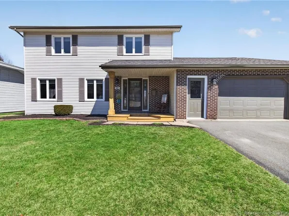 37 Teakwood Way, Moncton, NB E1G 1T3
