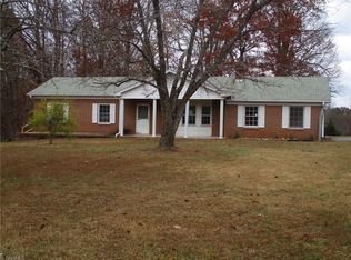 113 Holliman Dr, Eden, NC 27288