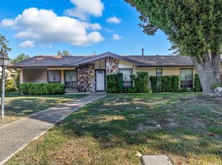 1715 Shady Glen Ln, Dallas, TX 75232