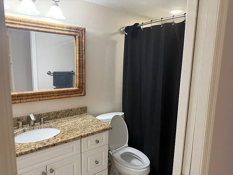 1645 Pine Tree Ln #1 — Photo 6
