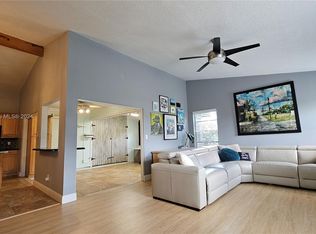 4245 Willow Pond Cir, West Palm Beach, FL 33417