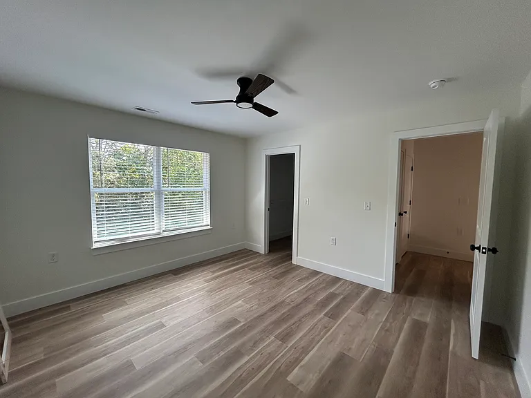 921 Lang St SE #1 — Photo 10