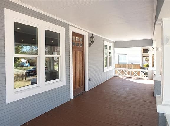 5th image of 1821 Fairmount Ave