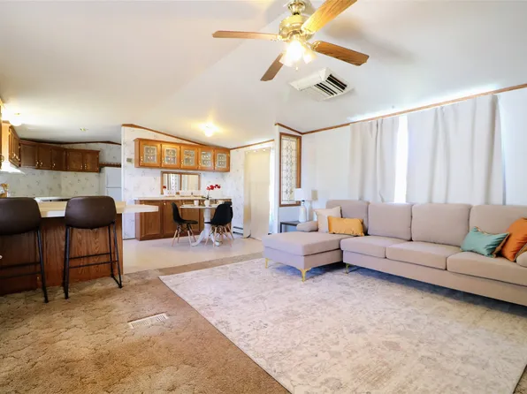 1264 Cheyenne St, Los Alamos, NM 87544