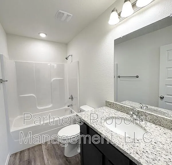 779 S Amarillo Ave #1 — Photo 25