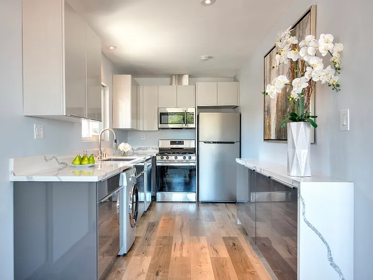 141 San Pascual Ave #3 — Photo 1