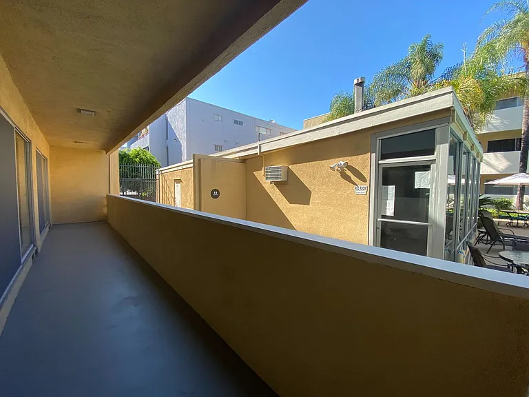 Terraces at the Oaks Apartments — Photo 50