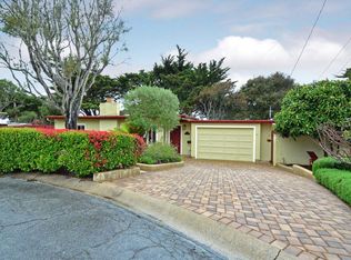 11 Wallace Pl, Del Rey Oaks, CA 93940