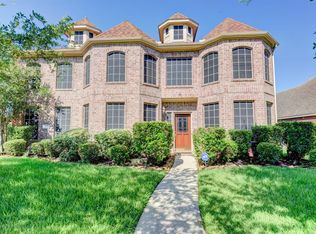 307 Magnolia Grove Ln, Houston, TX 77049