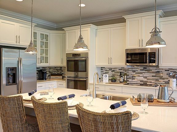 3rd image of 1901 Newmark Cir