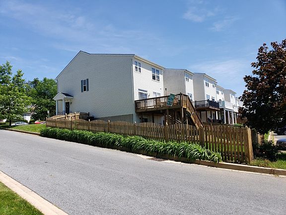 Large Deck, Fenced Yard