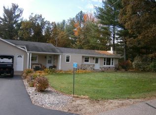 E2571 Akron Ave, Waupaca, WI 54981