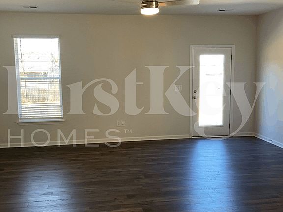 2nd image of 422 Stonefence Dr