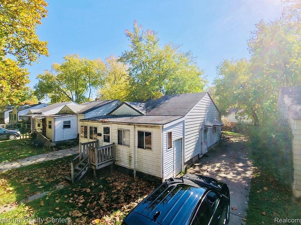 1st image of 203 W Longfellow Ave