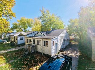 203 W Longfellow Ave, Pontiac, MI 48340