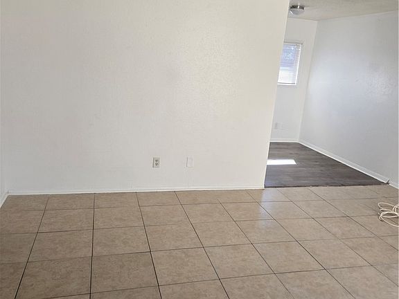 2nd image of 3370 Cambridge St APT 3