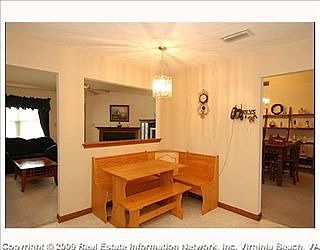 4th image of 1809 Cedarhurst Ct