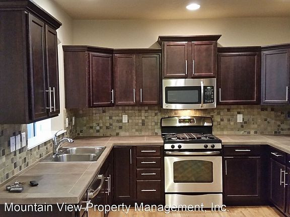 3rd image of 19745 Aspen Meadows Dr