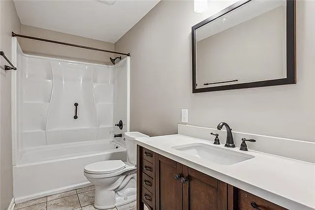 2204 Deerlick Ln — Photo 13
