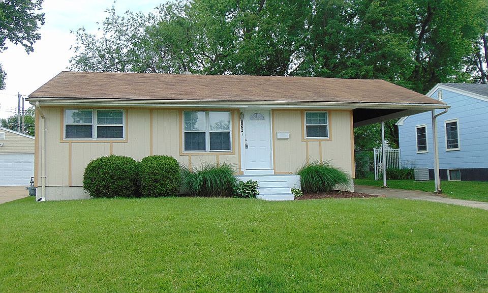 1st image of 190 Saint Madeleine Ln